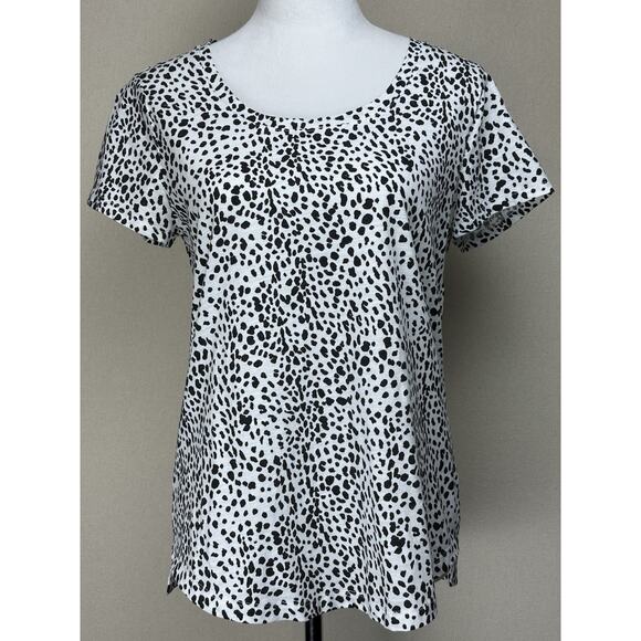 VINCE CAMUTO Scoop Neck Animal Print Short Sleeves Tee Medium Black & White - Picture 1 of 10